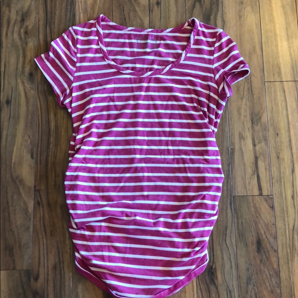 Maternity top.